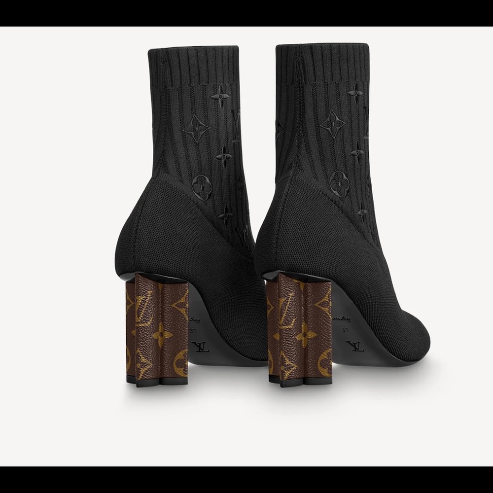 Louis Vuitton Silhouette Ankle Boots